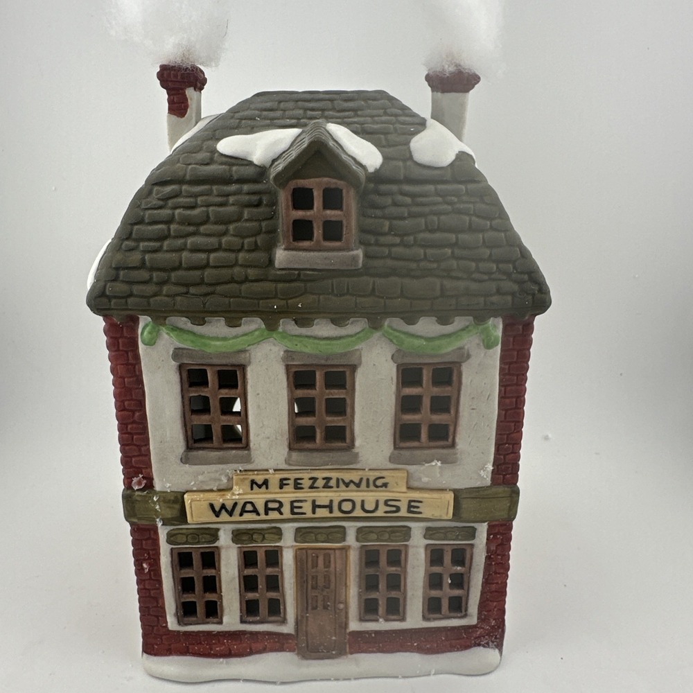 Dept 56 Dickens' Village Fezziwig's Warehouse #65005 from 1986 - #1